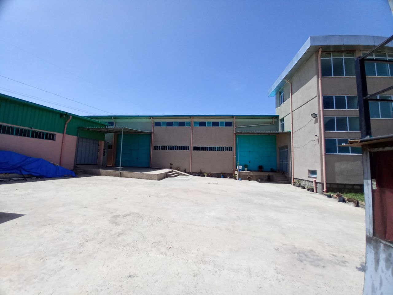 Workshop Aluminum Cutting Area